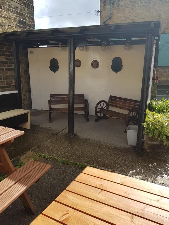 The King'S Head Hotel Keighley Extérieur photo